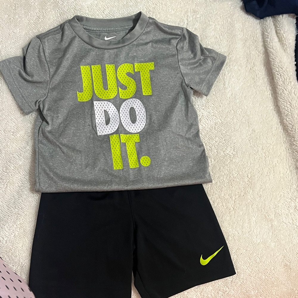 Boys Nike Gray and Black 'Just Do It' Tee and Shorts